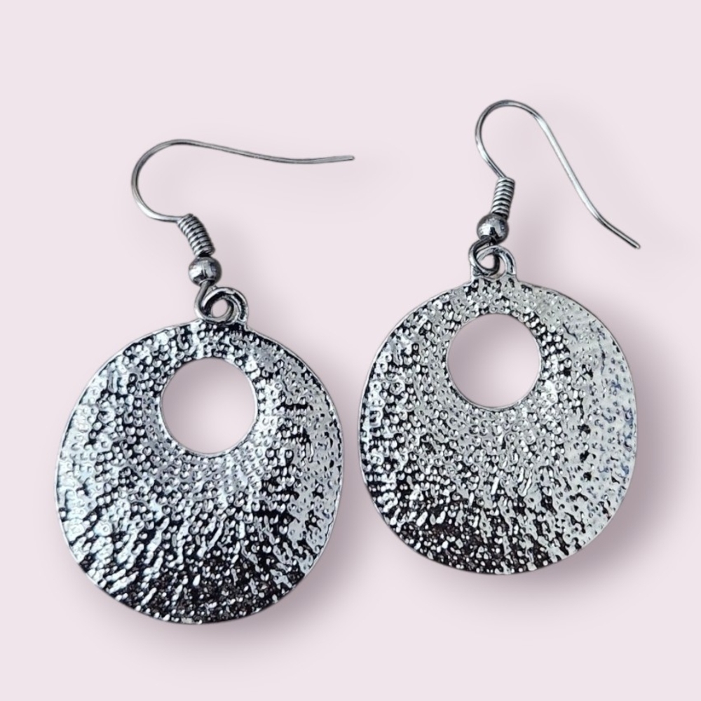Elegant Silver Textured Earrings NWOT
